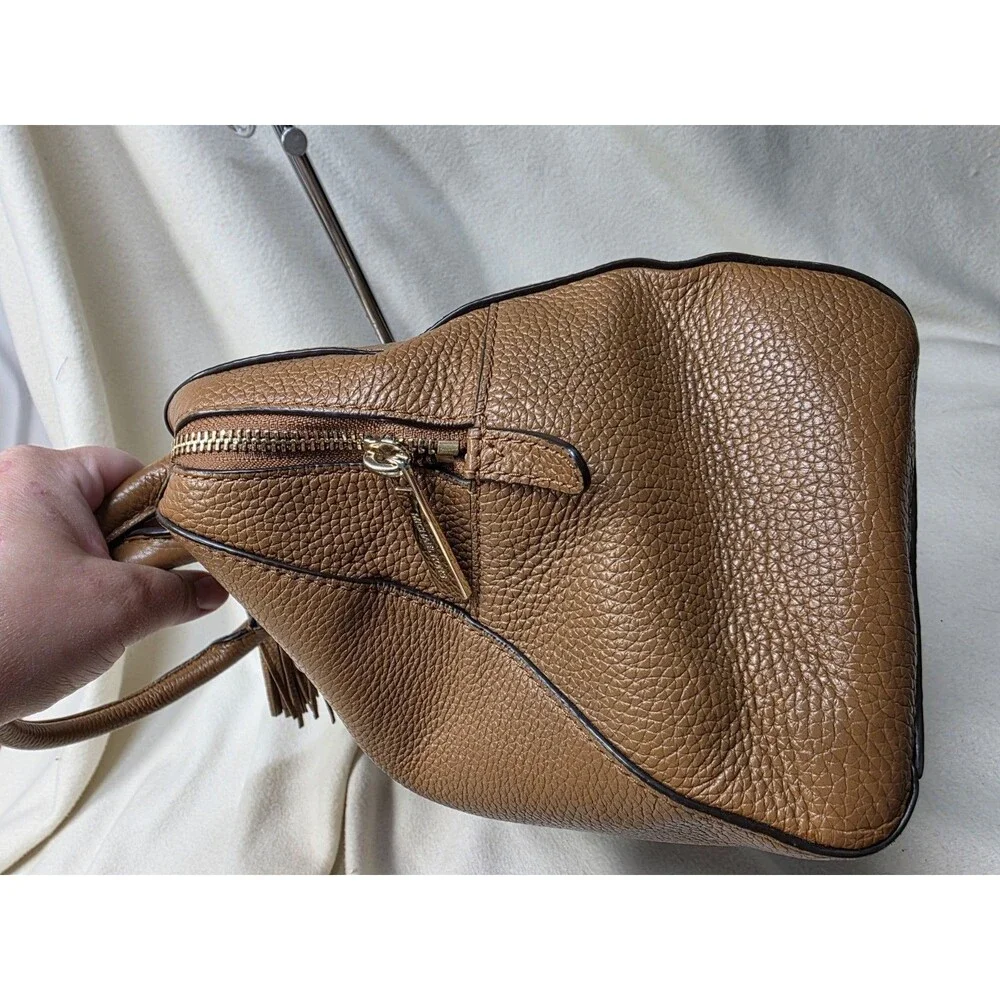 Michael Kors Cow Leather Medium Satchel Caramel/Tan Purse Hand Bag Crossbody